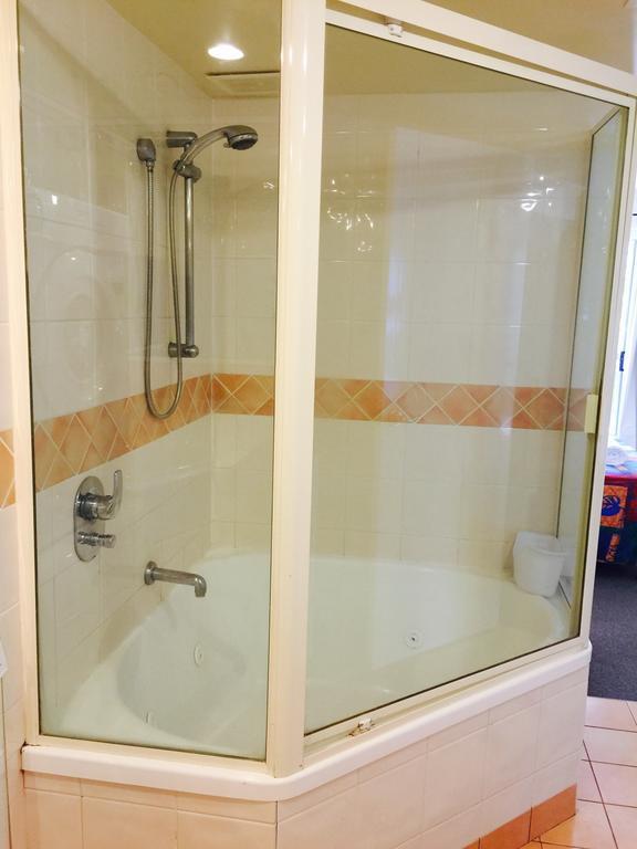 The Sedgebrook On Leichhardt Aparthotel Brisbane Eksteriør bilde